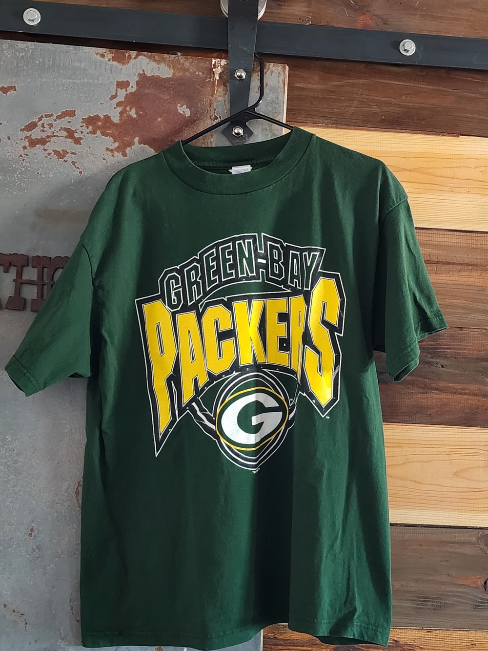 Vintage 1996 LOGO 7 Green Bay Packers Dark Green and Yellow Tee